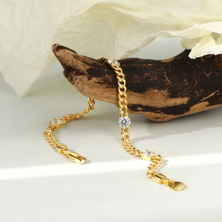 New Arrivals Dainty Fashion Wholesale Women Mens Italian Wrist Silver Tone Gold Cuban Link Hand Chains Bracelet - Image 4