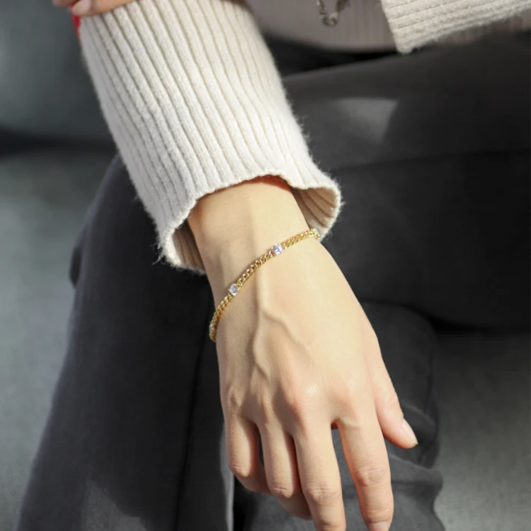 New Arrivals Dainty Fashion Wholesale Women Mens Italian Wrist Silver Tone Gold Cuban Link Hand Chains Bracelet - Image 2