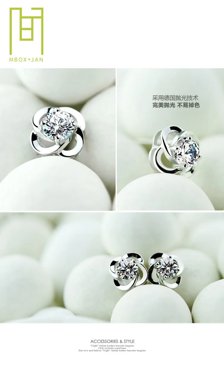 Chic Bright and Happy Four Leaf Clover Earrings Zircon Inlaid Earring Hollow Earring - Image 2